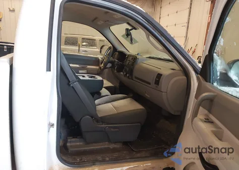 2009 Chevrolet Silverado 1500 Work Truck z USA, uszkodzony, nr VIN 1GCEK14X79Z205188